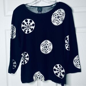 INC Sz L Petite Women’s Sweater Black/White Rayon top